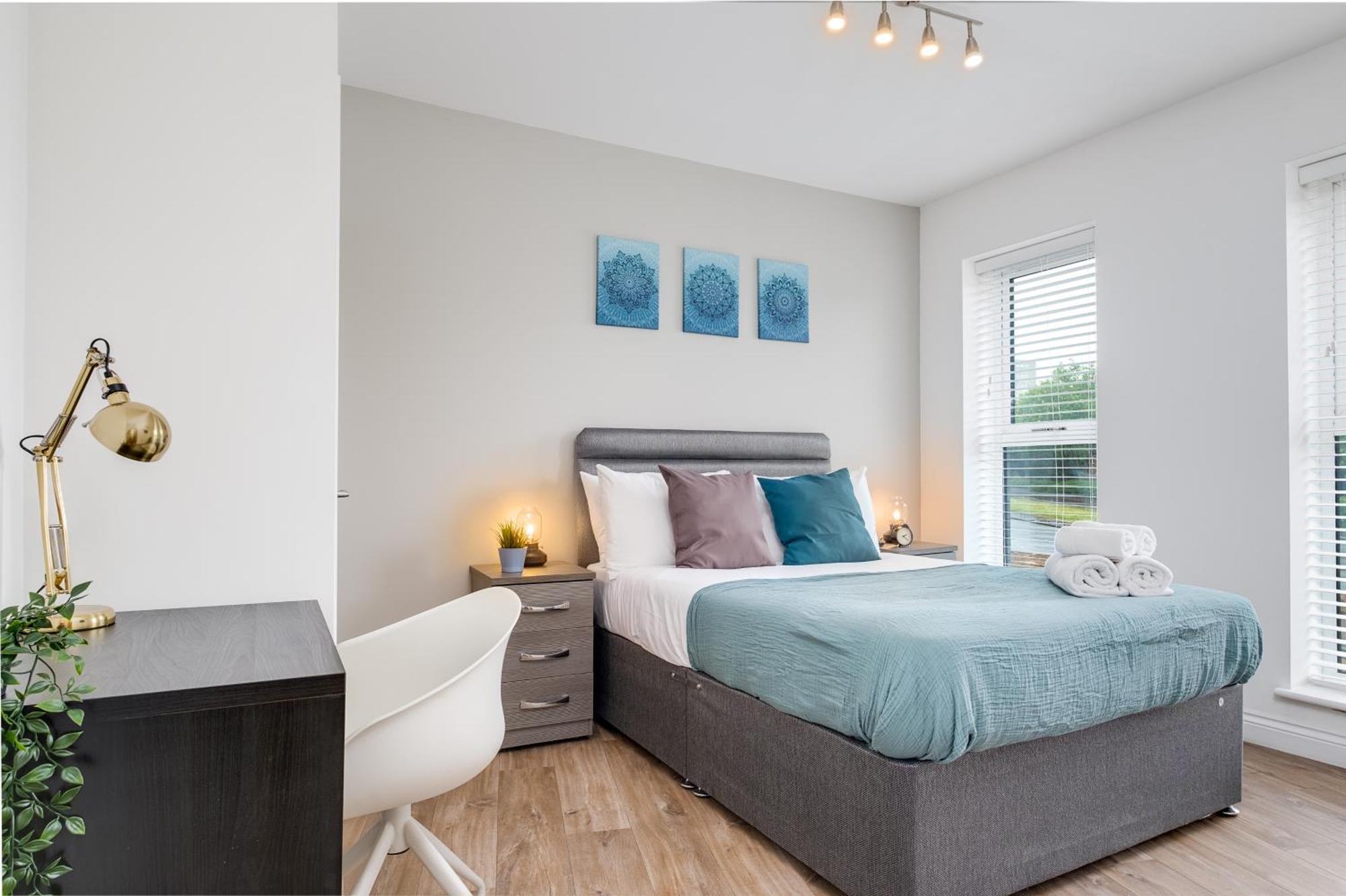 Pluxa Blue Sapphire Luxury Stay Free Parking Free Wifi - Walk Everywhere, Travel, Biz, Leisure Birmingham Exterior photo